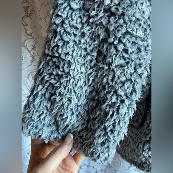 Kensie Furry Faux Fur Open Front Hooded Cardigan Women’s L/XL - Picture 5 of 8